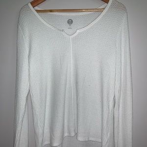 White long sleeve sweater